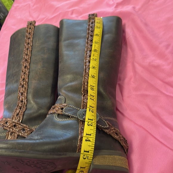 Sbicca Tall Boots - Picture 9 of 11